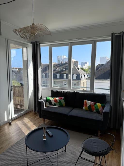 Charmant Appartement T3 Avec Balcon, Centre-Ville Лориан Екстериор снимка